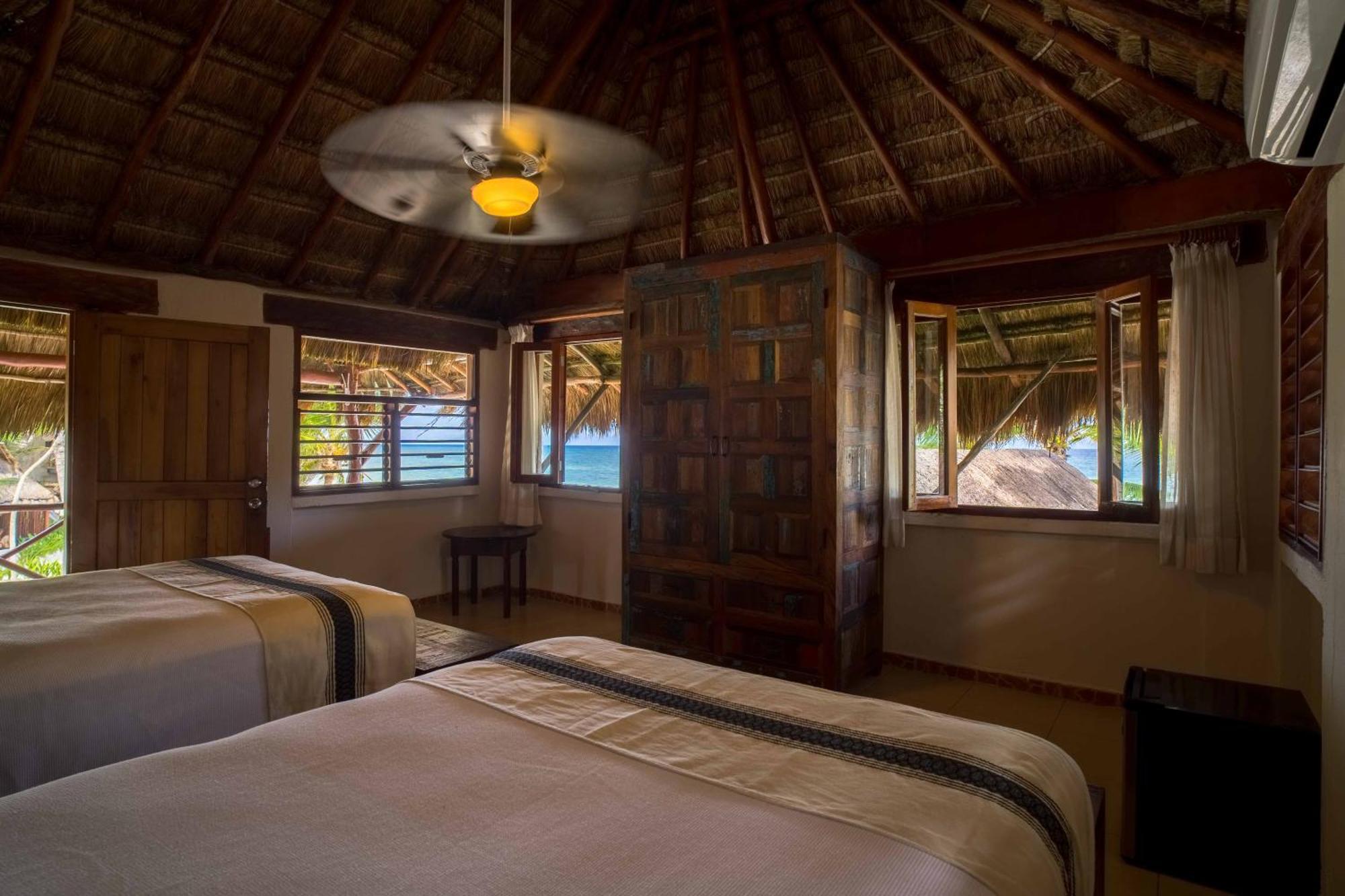 Bt Live Tulum Located At The Party Zone Hotell Exteriör bild
