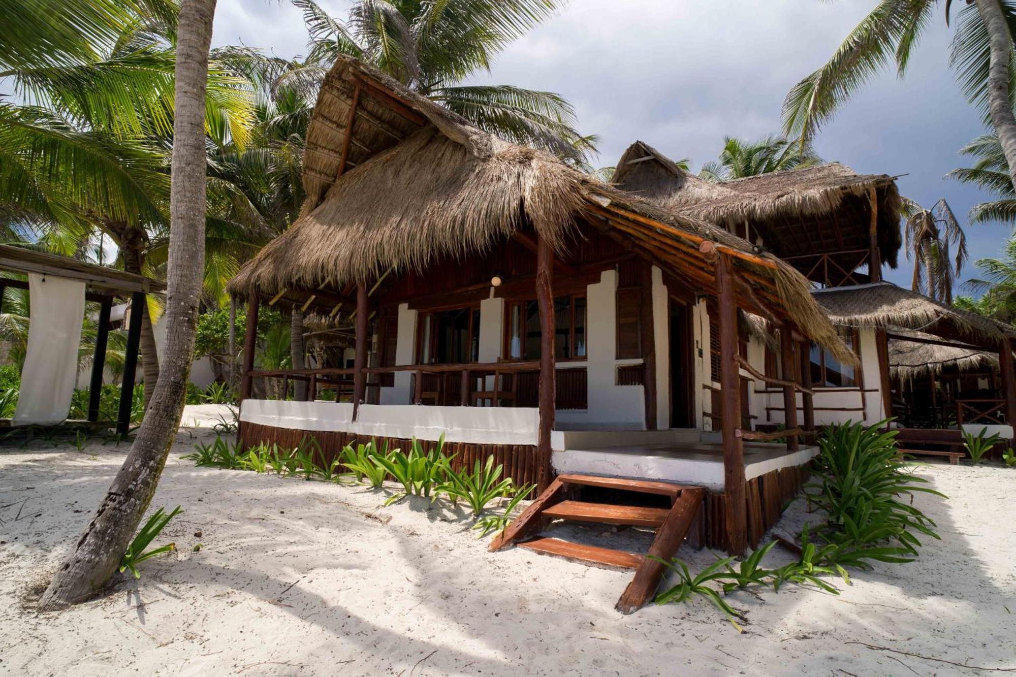 Bt Live Tulum Located At The Party Zone Hotell Exteriör bild