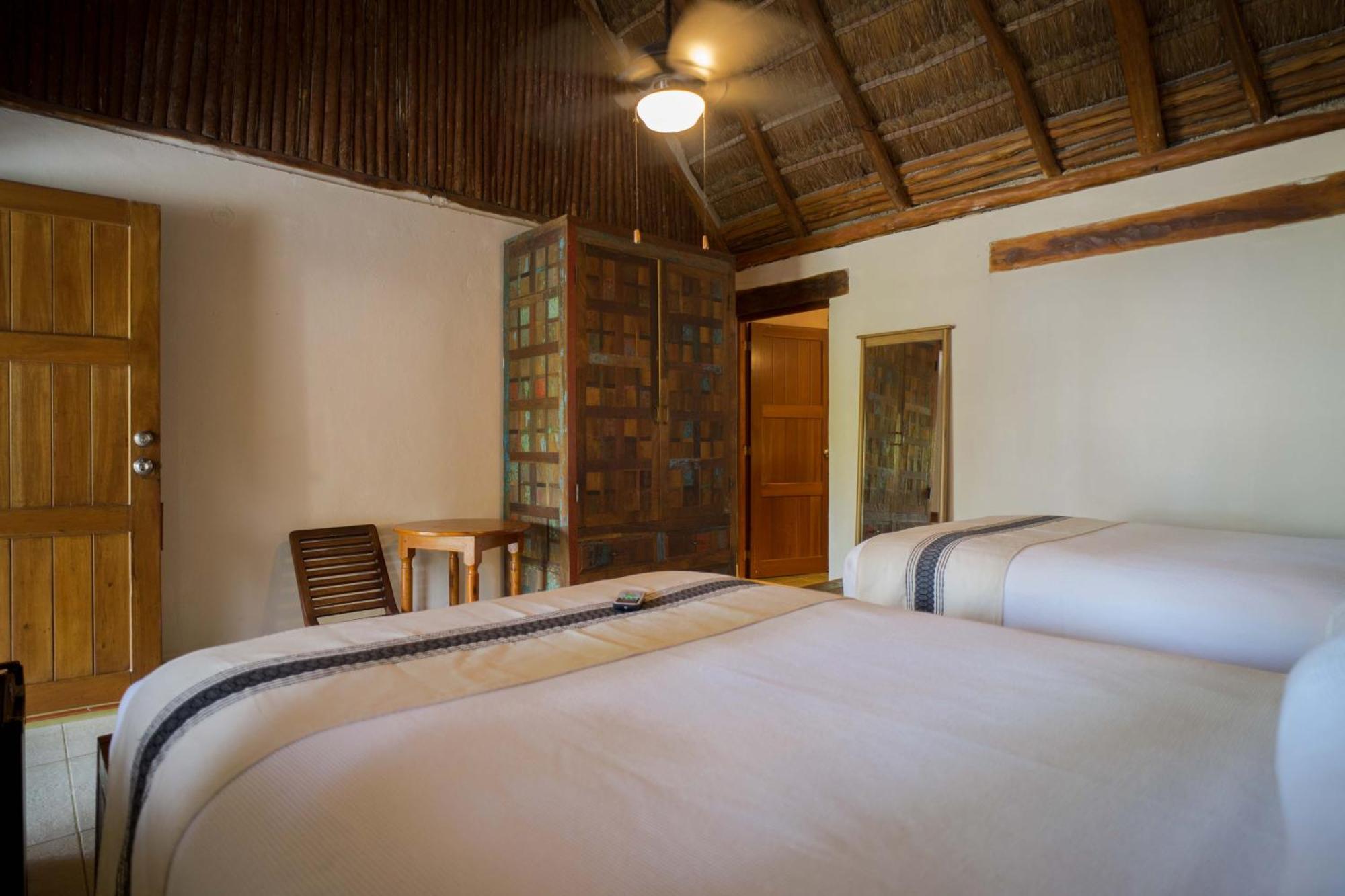 Bt Live Tulum Located At The Party Zone Hotell Exteriör bild