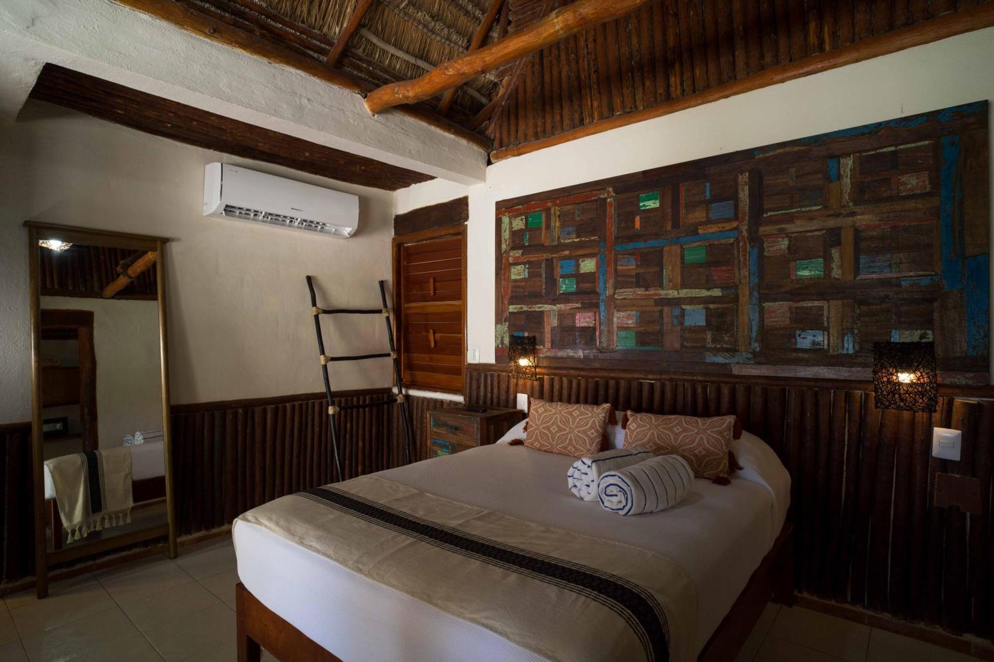 Bt Live Tulum Located At The Party Zone Hotell Exteriör bild