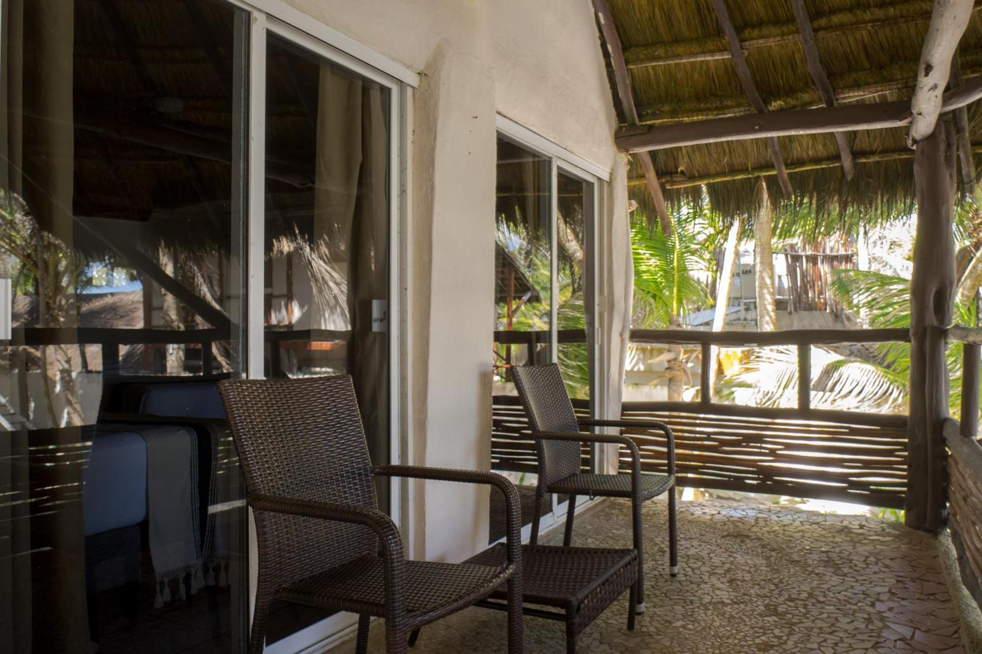 Bt Live Tulum Located At The Party Zone Hotell Exteriör bild