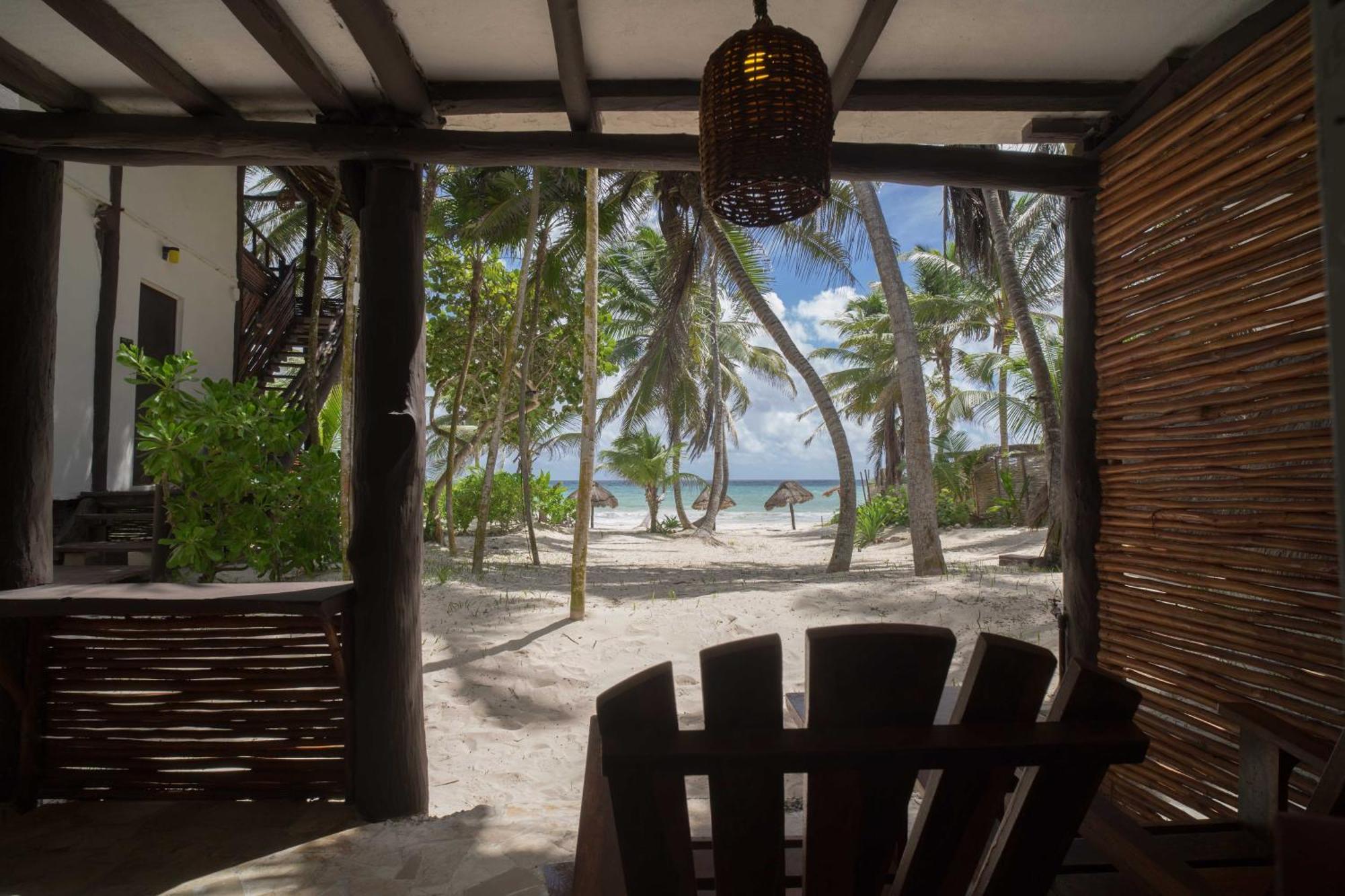 Bt Live Tulum Located At The Party Zone Hotell Exteriör bild